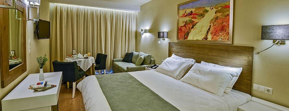 Swell Boutique Hotel