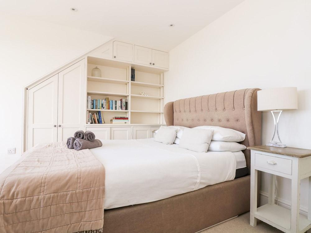 Porthmeor Beach House