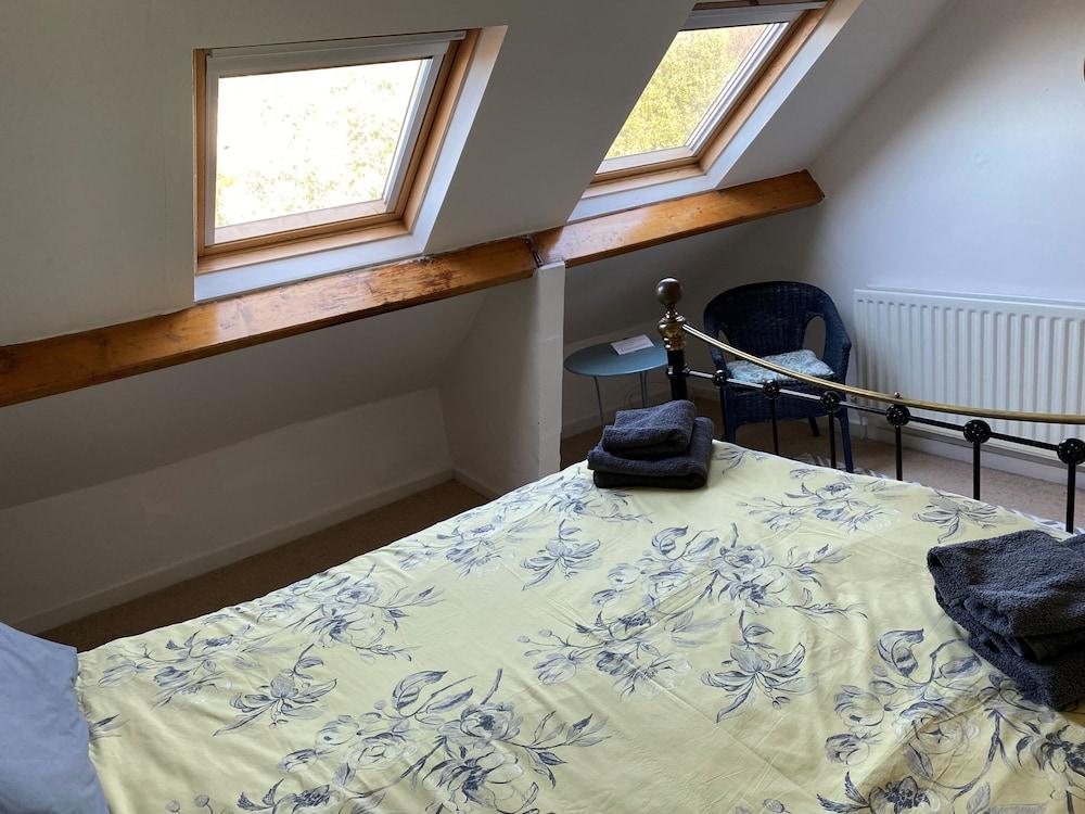 Demeter Holiday Cottage