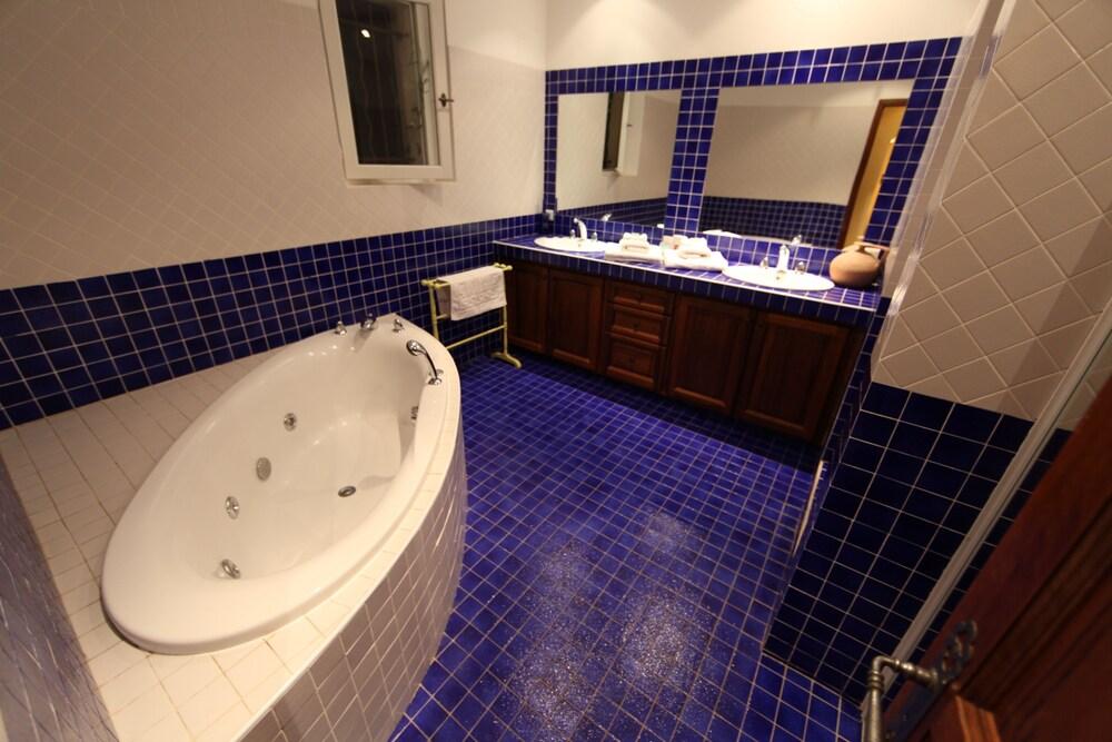 La Bastide De L'aube Chambre d hôtes