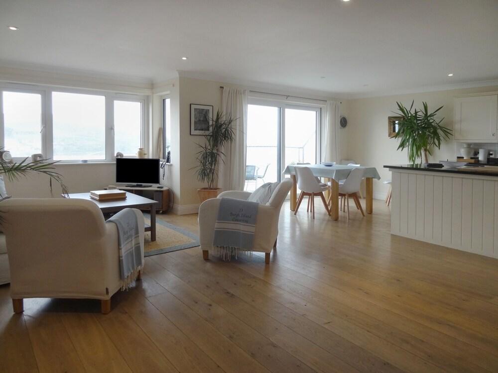 23 Burgh Island Causeway