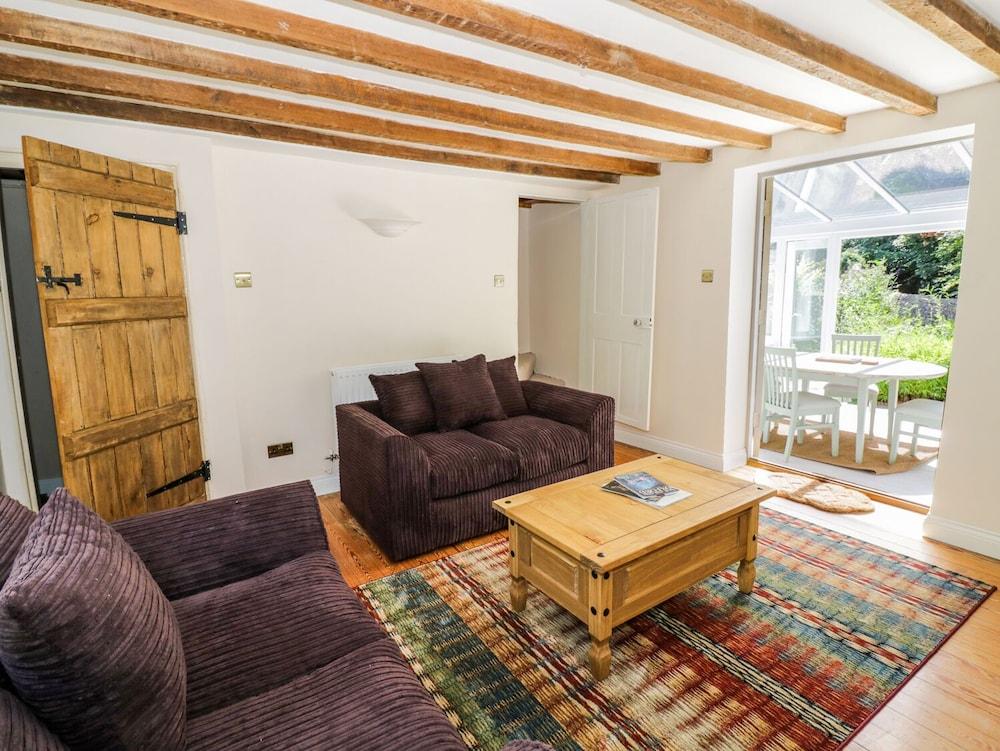 Blenheim Edge, The Causeway