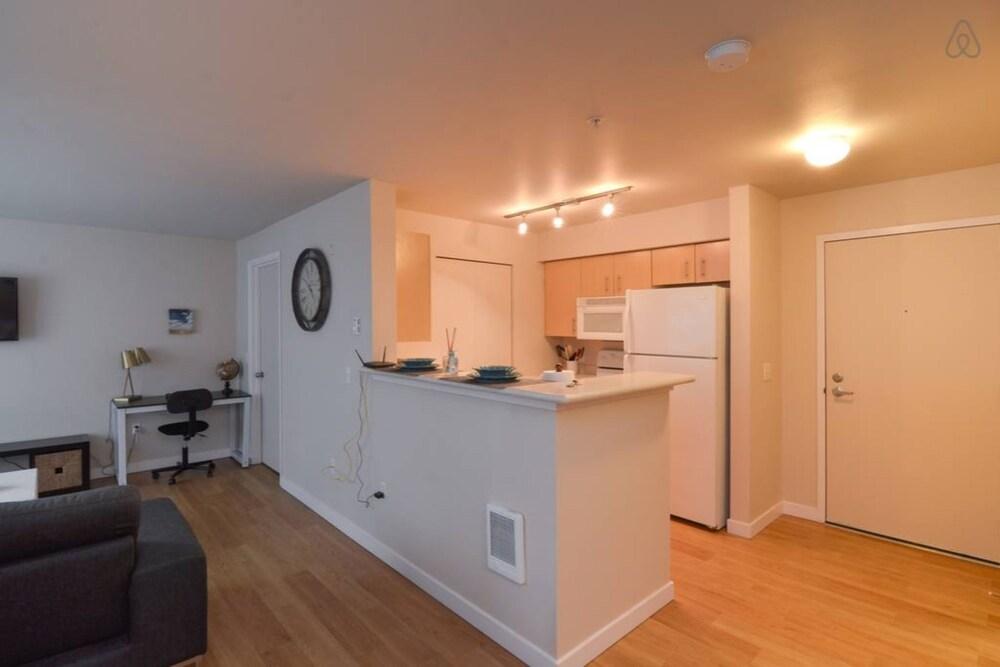 Space Needle Studio Major Attractions