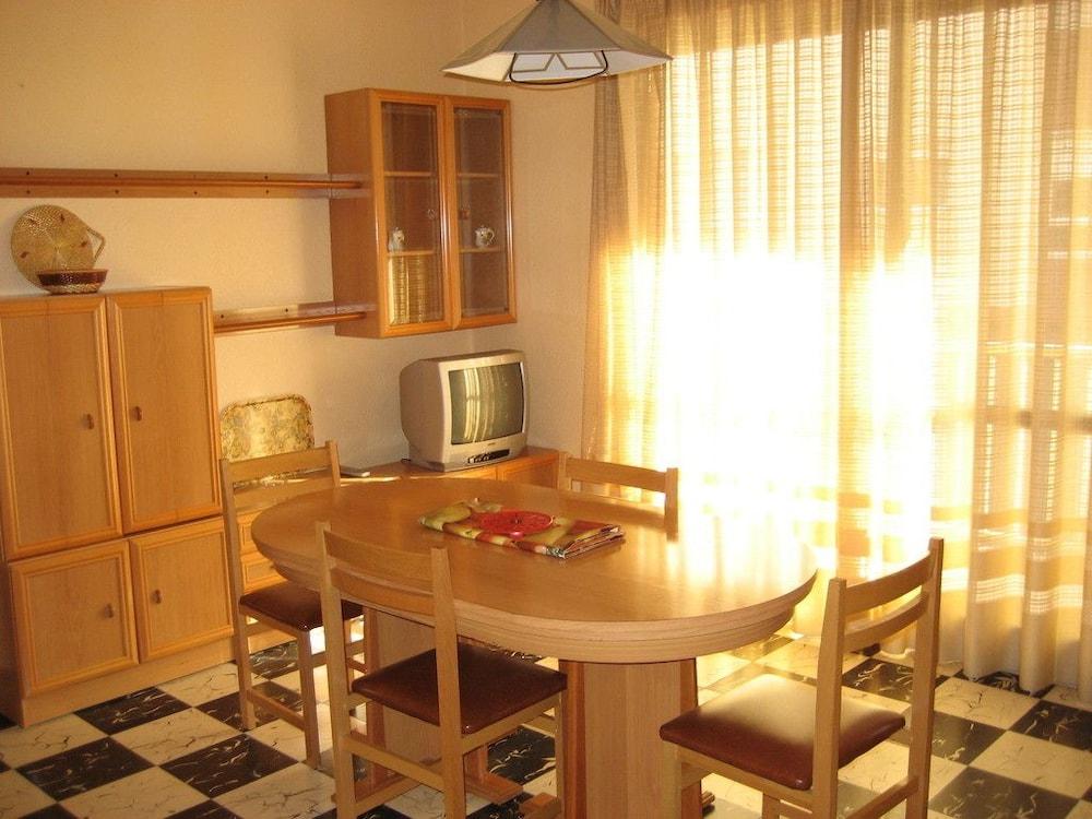 Apartamentos El Oasis