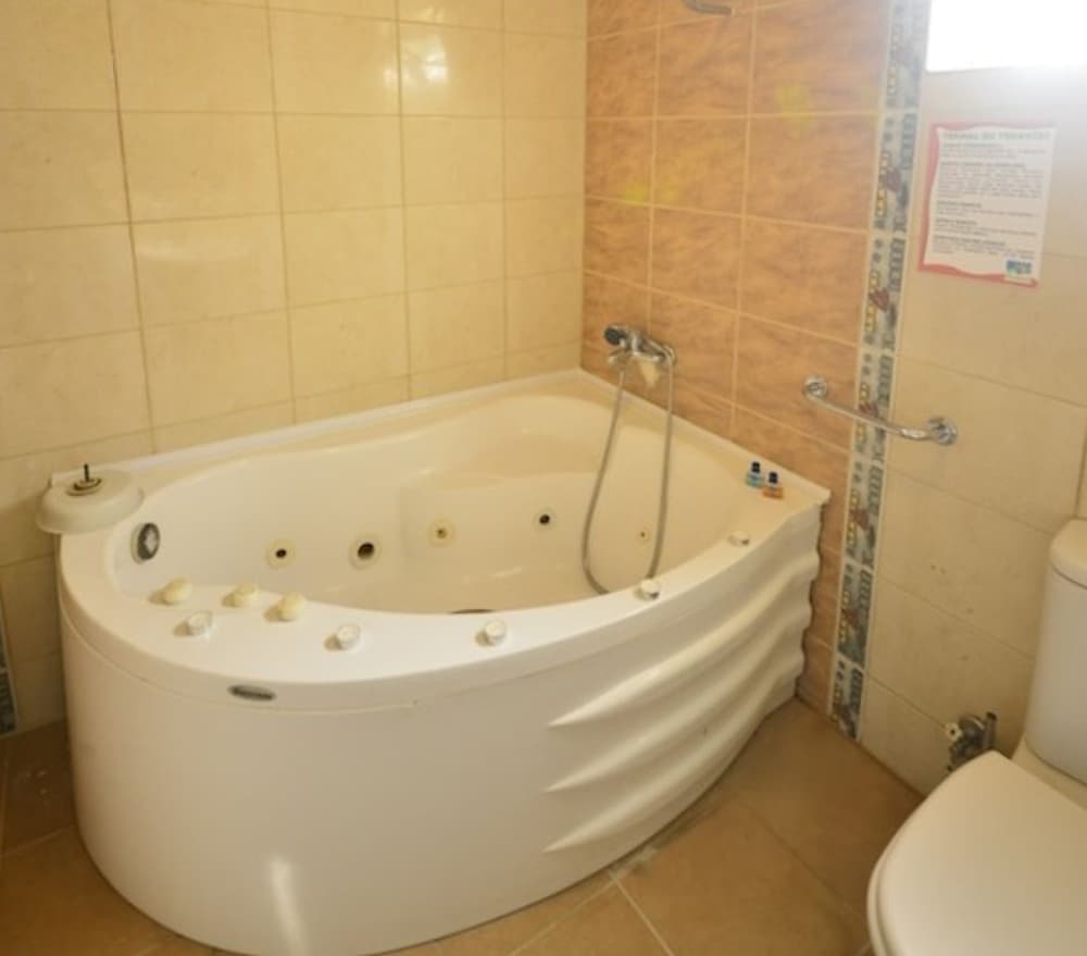 Kirkgecit Thermal Hotel