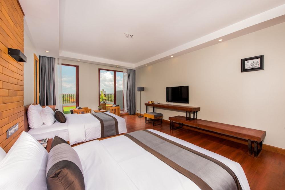 Pacific Premier Resort & Spa