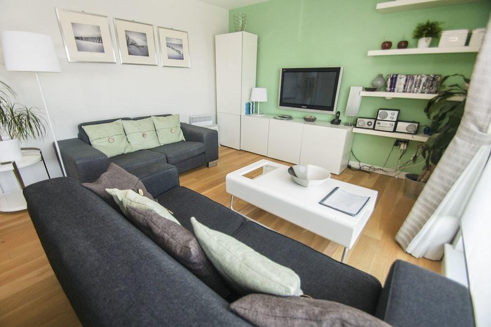 Clock Tower 2 Central by Brighton Holiday Lets