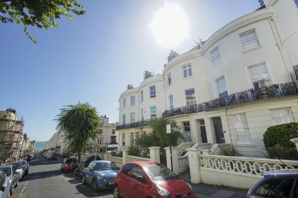Brunswick Road Studio Central by Brighton Holiday Lets