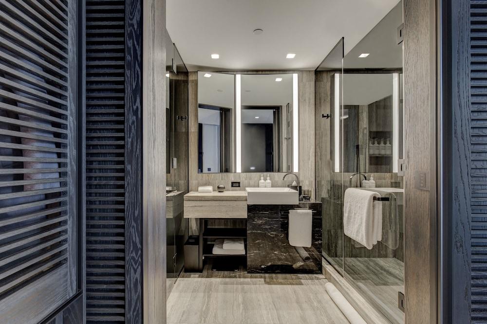 Equinox Hotel New York