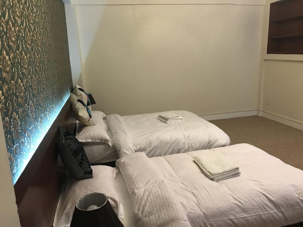 Hidden Leaf Bed and Breakfast