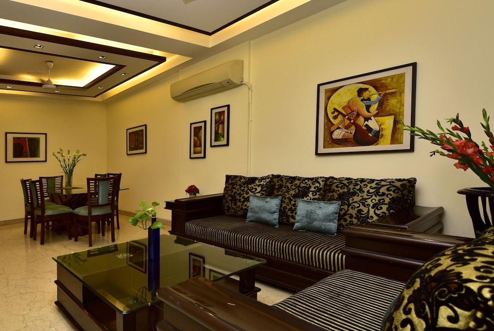 Woodpecker B&B Green