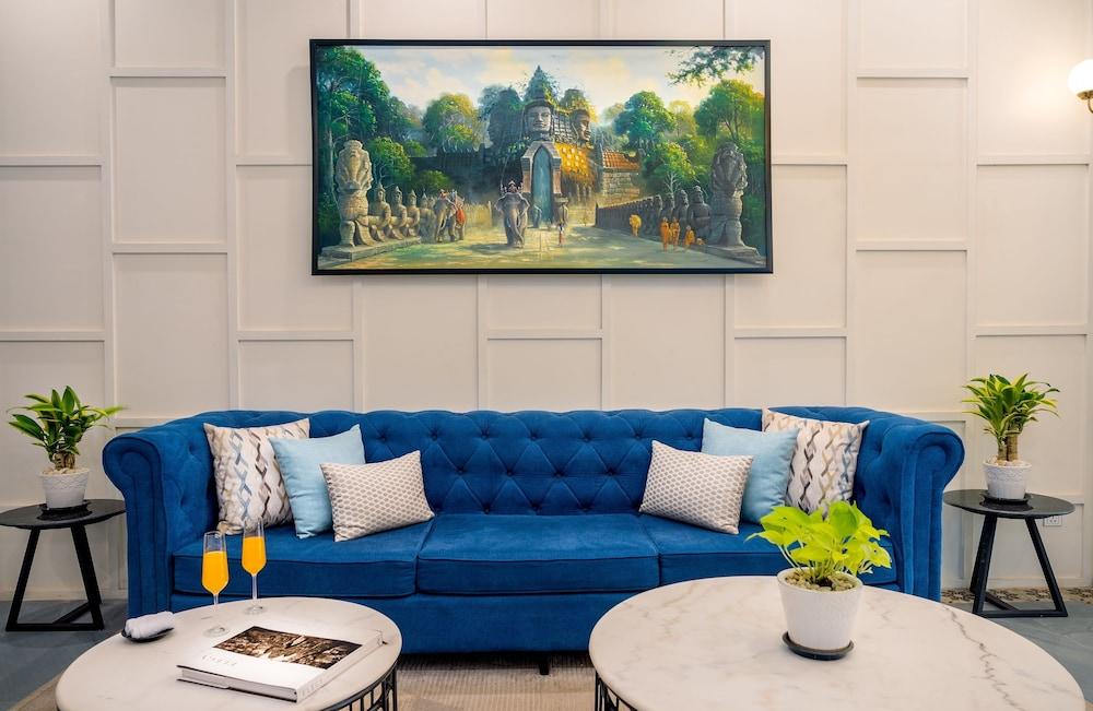 Blanc Smith Residence