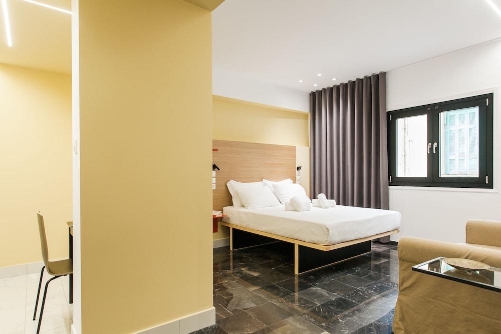 Greece U Around Athens Thissio Suites
