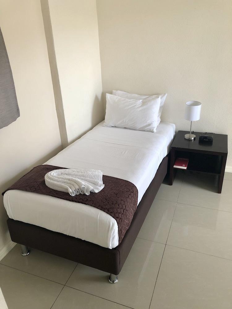 The White House Hotel Samoa