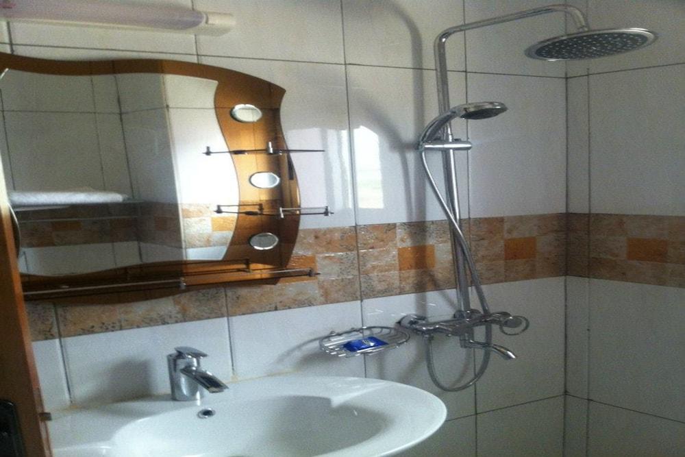 Residence Hotel Nyambela