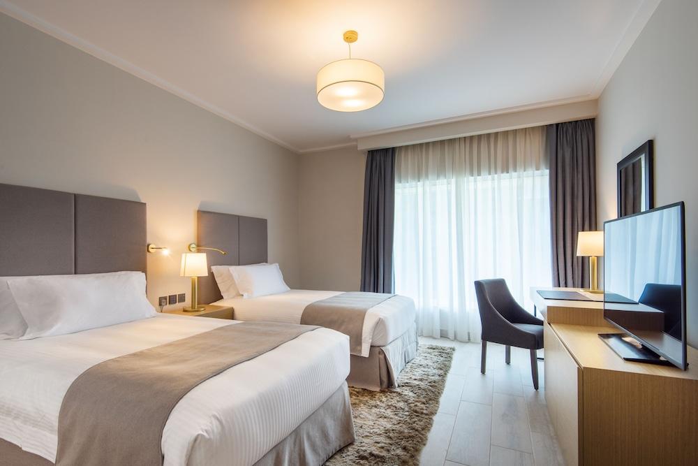 Centara West Bay Hotel & Residences Doha