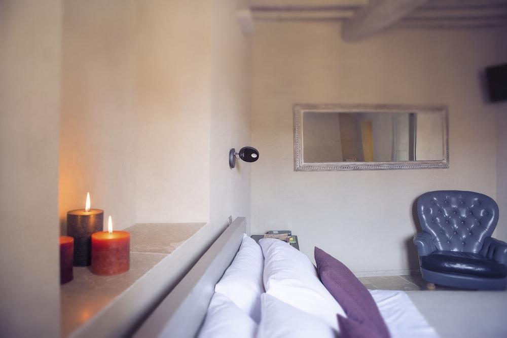 Camere di Via Montebello