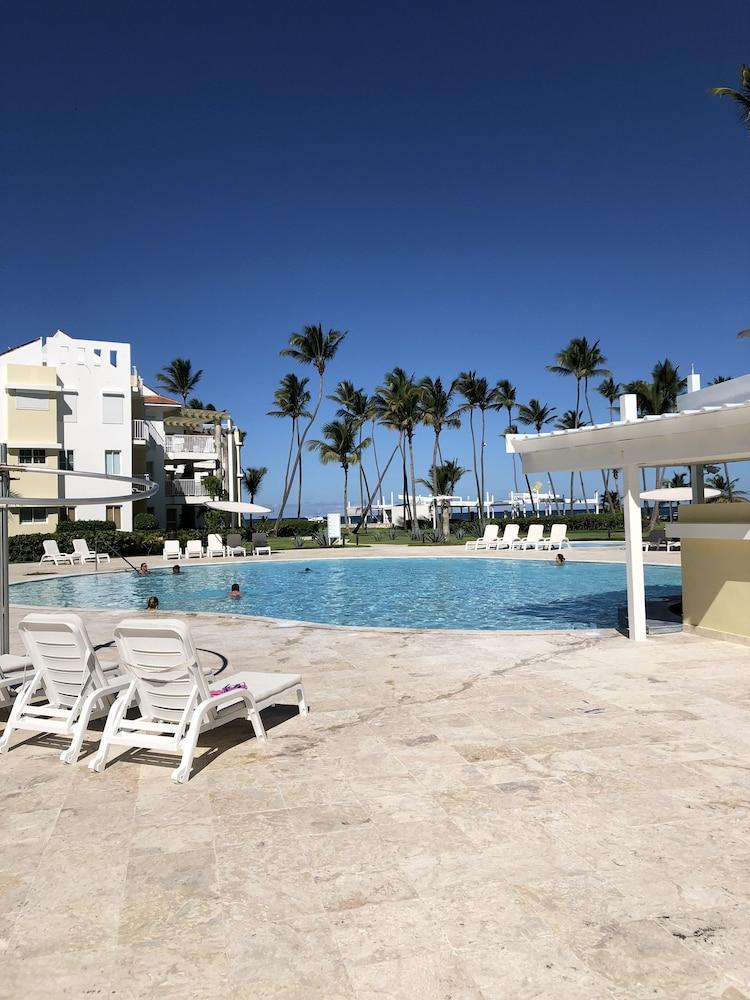 Soriano boutique rooms private beach