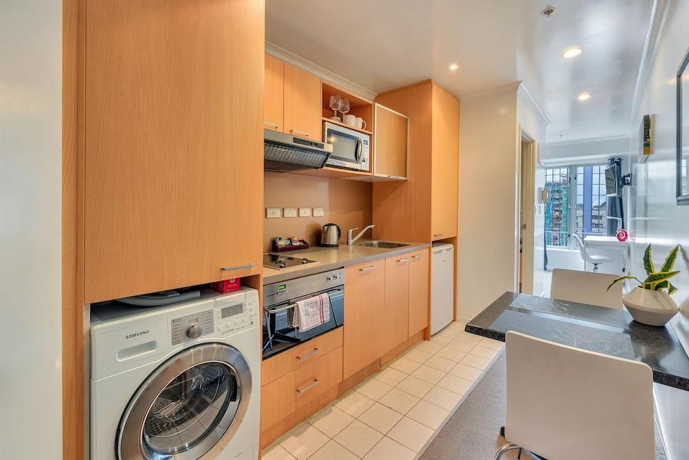 Cute and Central 15th Floor City Apartment