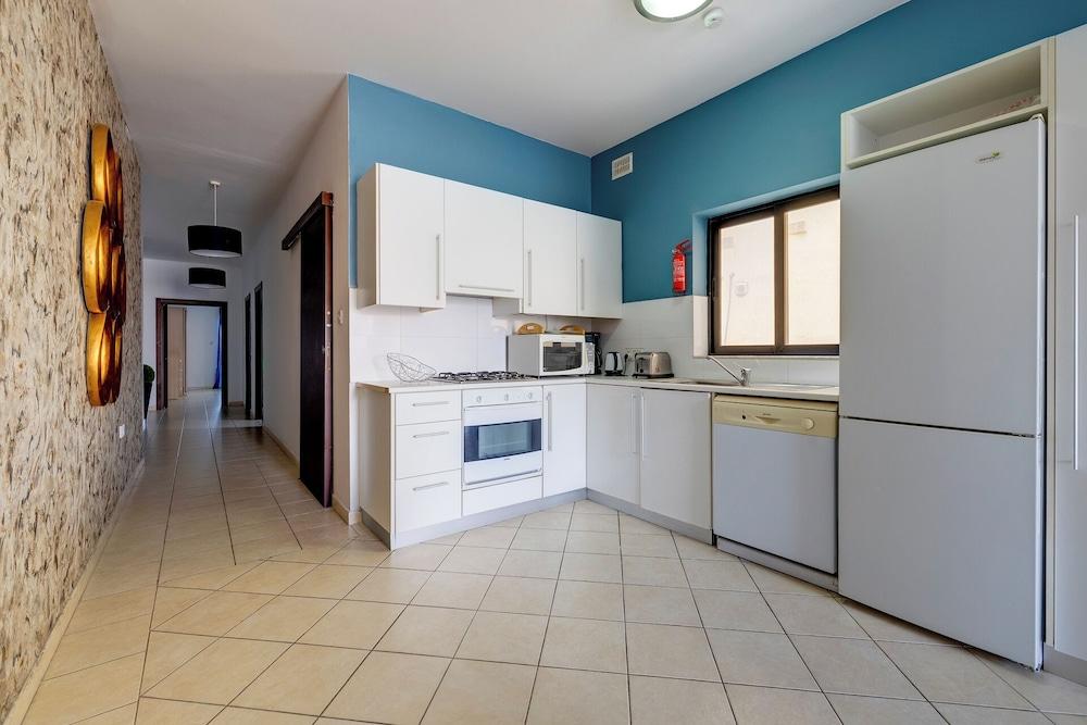 Modern 2BR Sliema Apartment