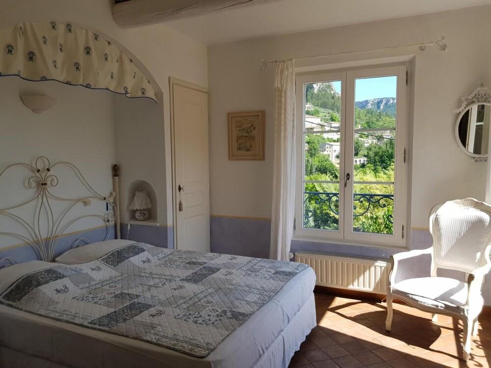 Chambres d'Hôtes Les Oliviers