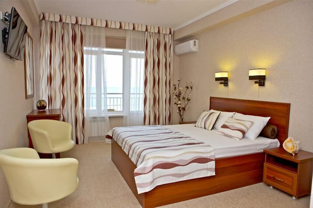 Okhotnik Hotel & Spa