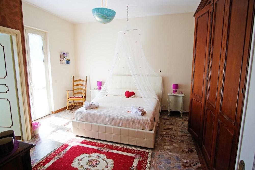 Romantica Evasione Bed & Breakfast