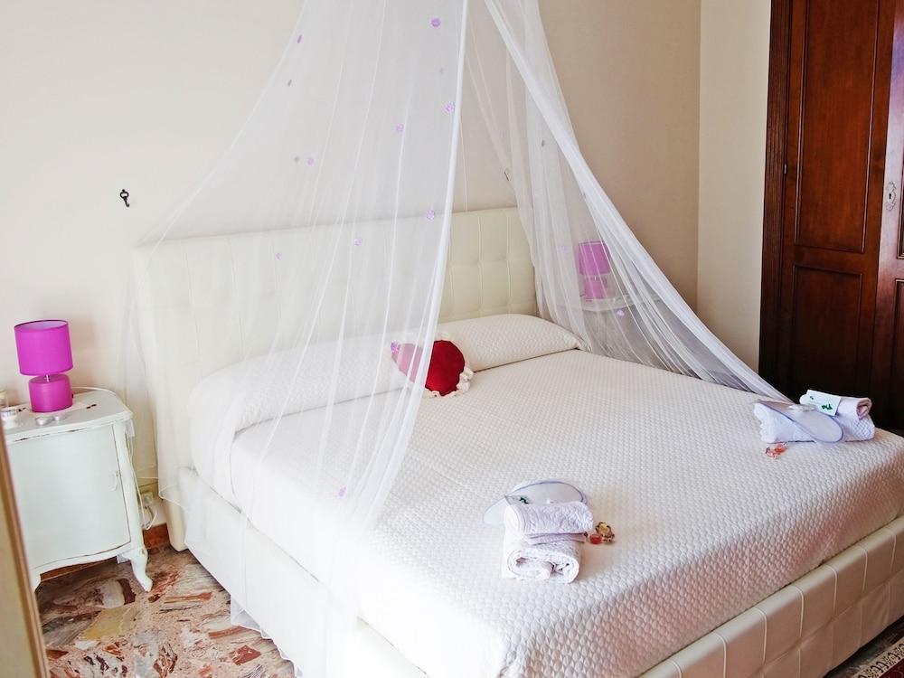 Romantica Evasione Bed & Breakfast