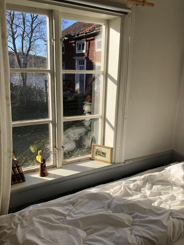 Frägsta Hälsingegård Bed & Breakfast