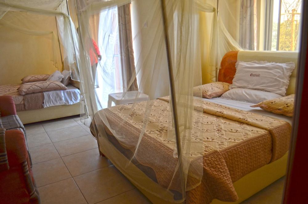 Moonlight Hotel-Namanve