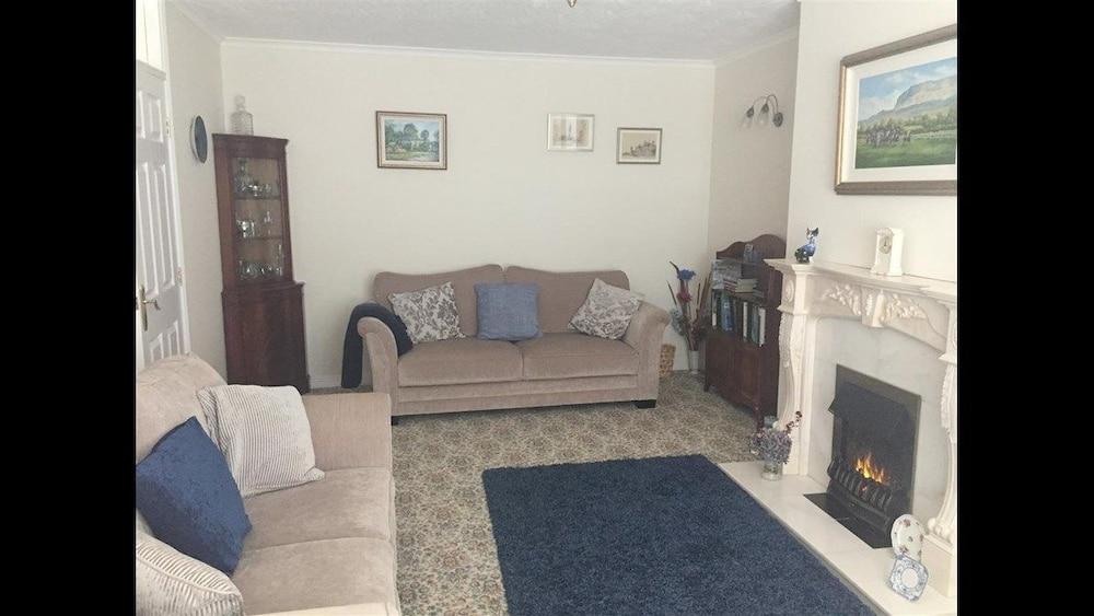 Windrose 7 Liffock Avenue Castlerock