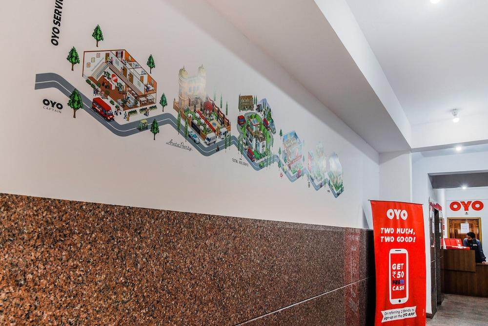 OYO 15695 Varcity Comforts