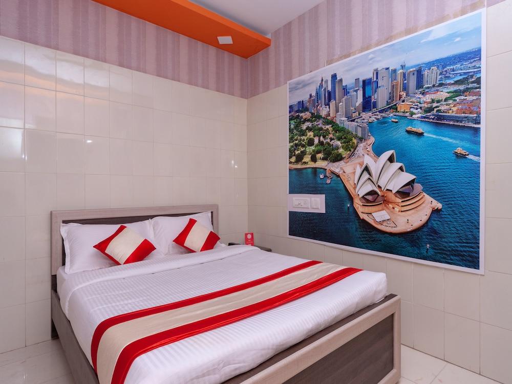 OYO 16596 Akash Inn Elite