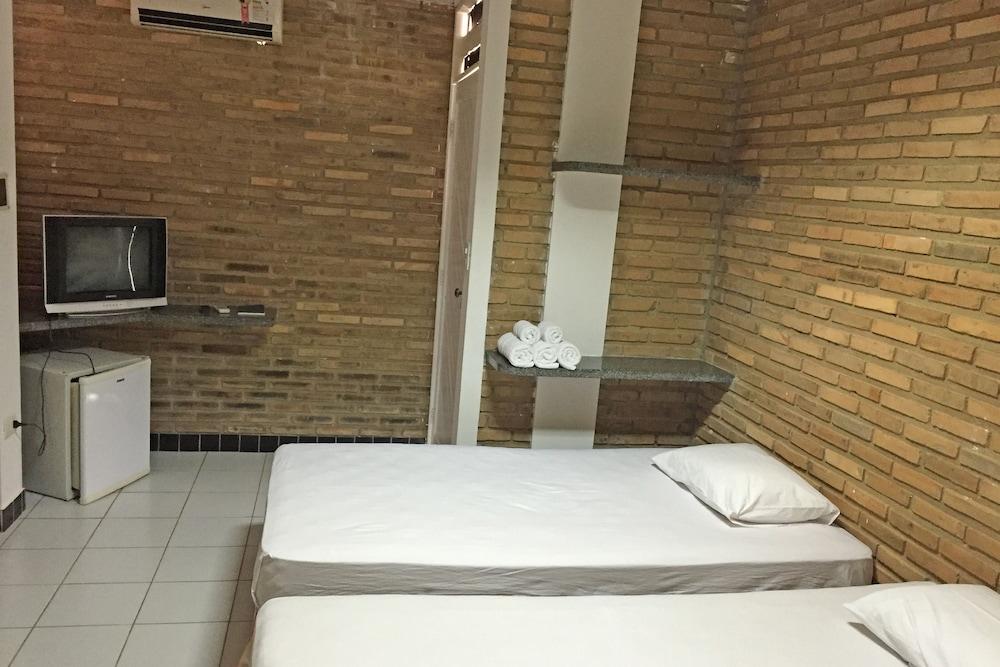 GrandVille Hotel Pousada