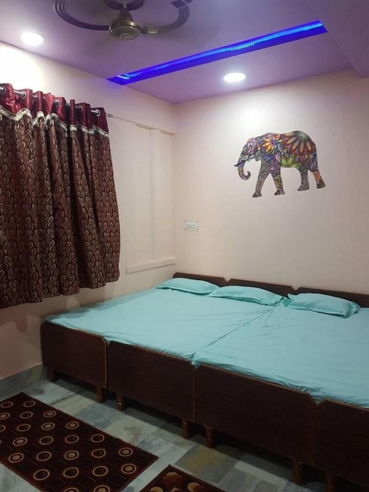 Babu Guest house