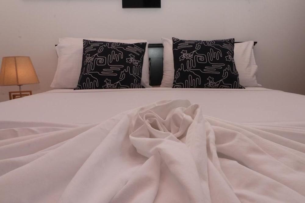 Slightly Chilled Forest Villa