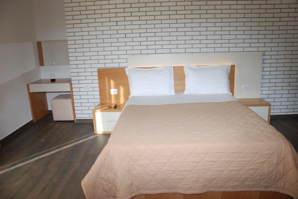 Sunrise Luxury Apartments