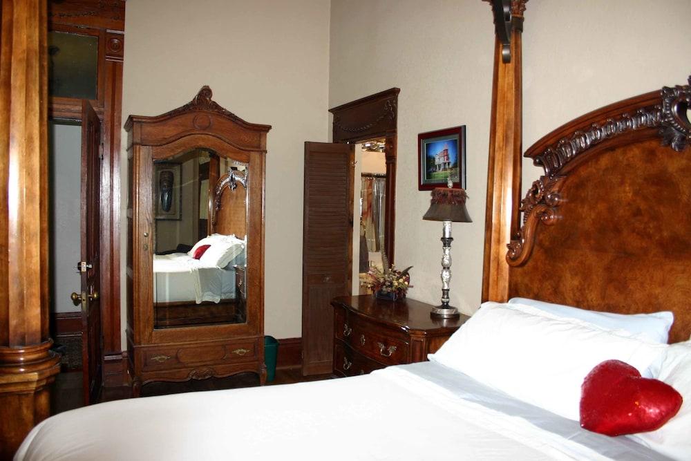 Angels Nest Bed and Breakfast