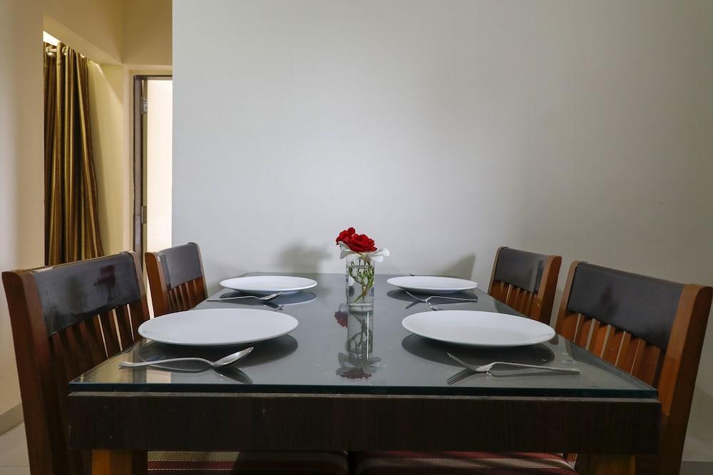 Saburi Service Apartments