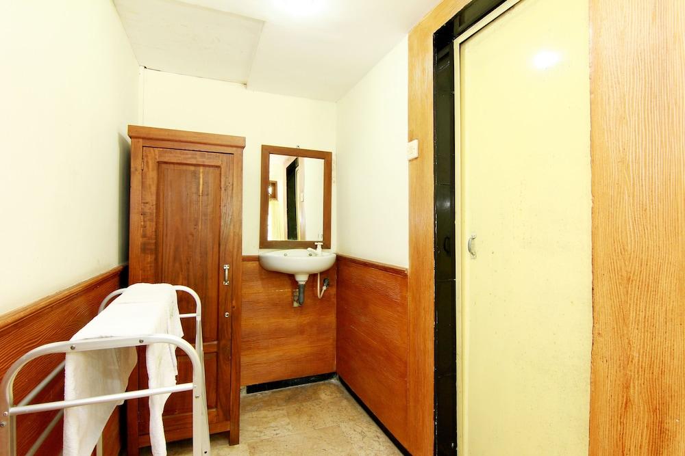 The Soemarsono Hotel