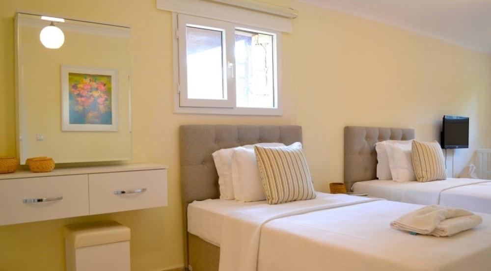 Villa Olive by Villa Safiya