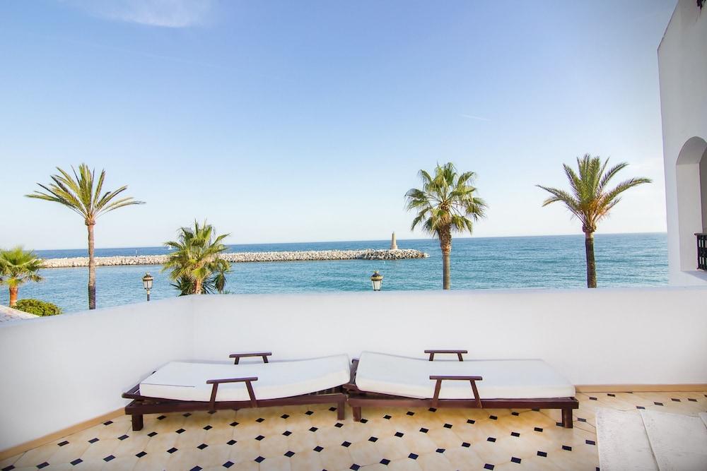 Park Plaza Suites Apartamentos