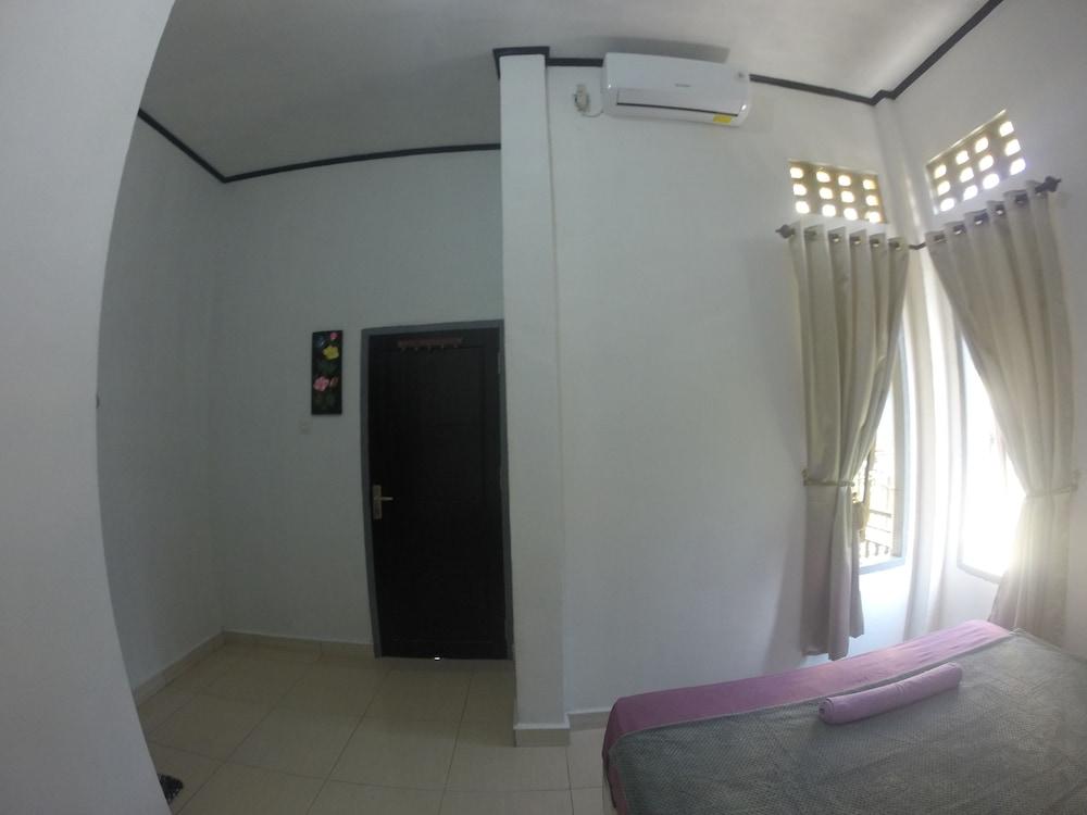 Artha Homestay Tomia