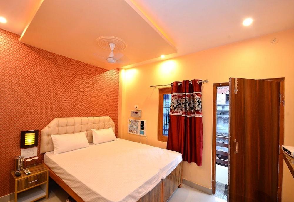 Walkin Shiva P Guest House