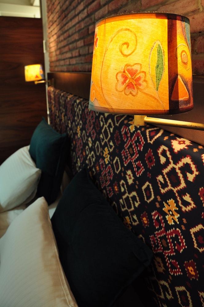 Botanical 21 Apartments