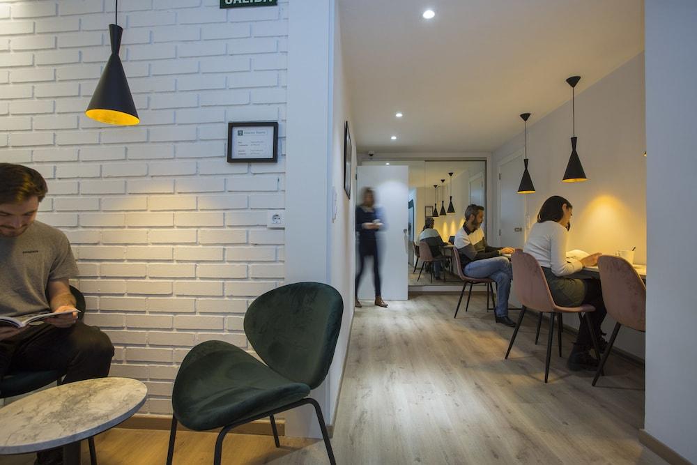 Palacios Rooms by SingularStays