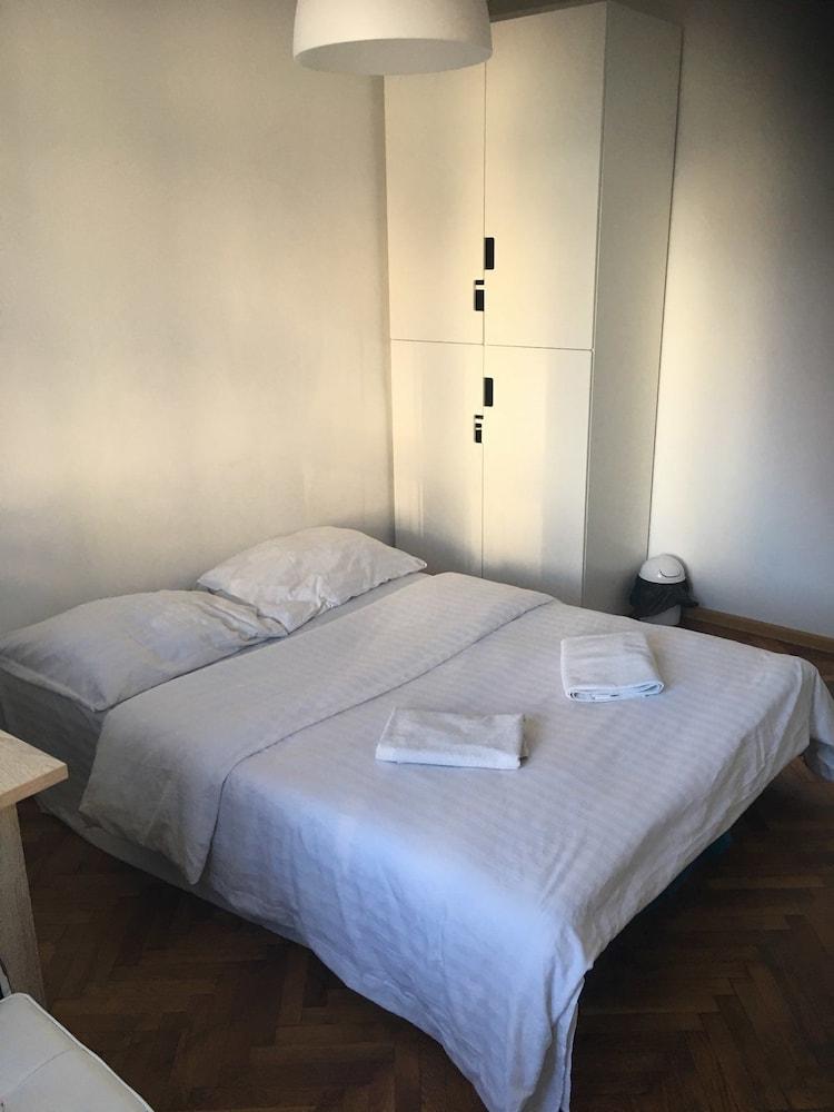 Historic Torun Central Rooms