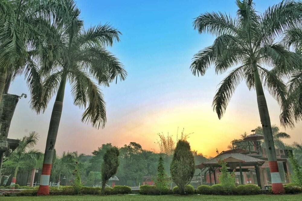 Scorpio Clubs & Resorts