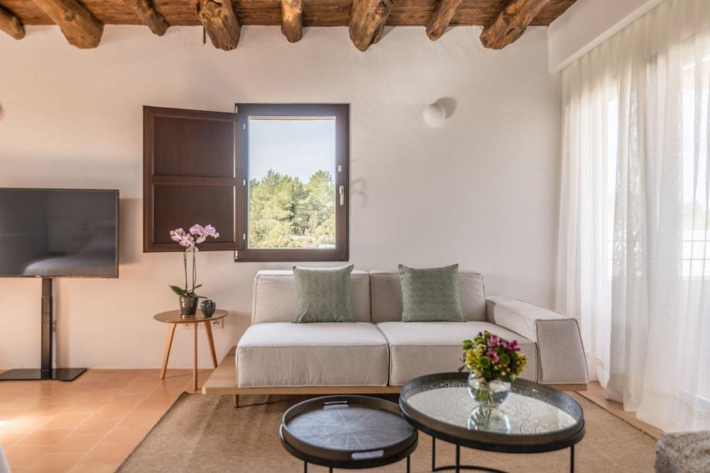 Safragell Ibiza Suites & Spa