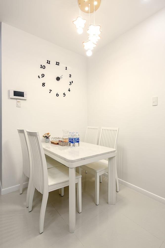 Salalem Monarchy Apartment Han Riverside